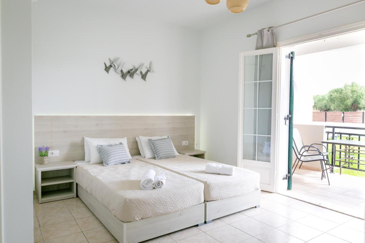 Tropical Apartments 阿里克斯 外观 照片