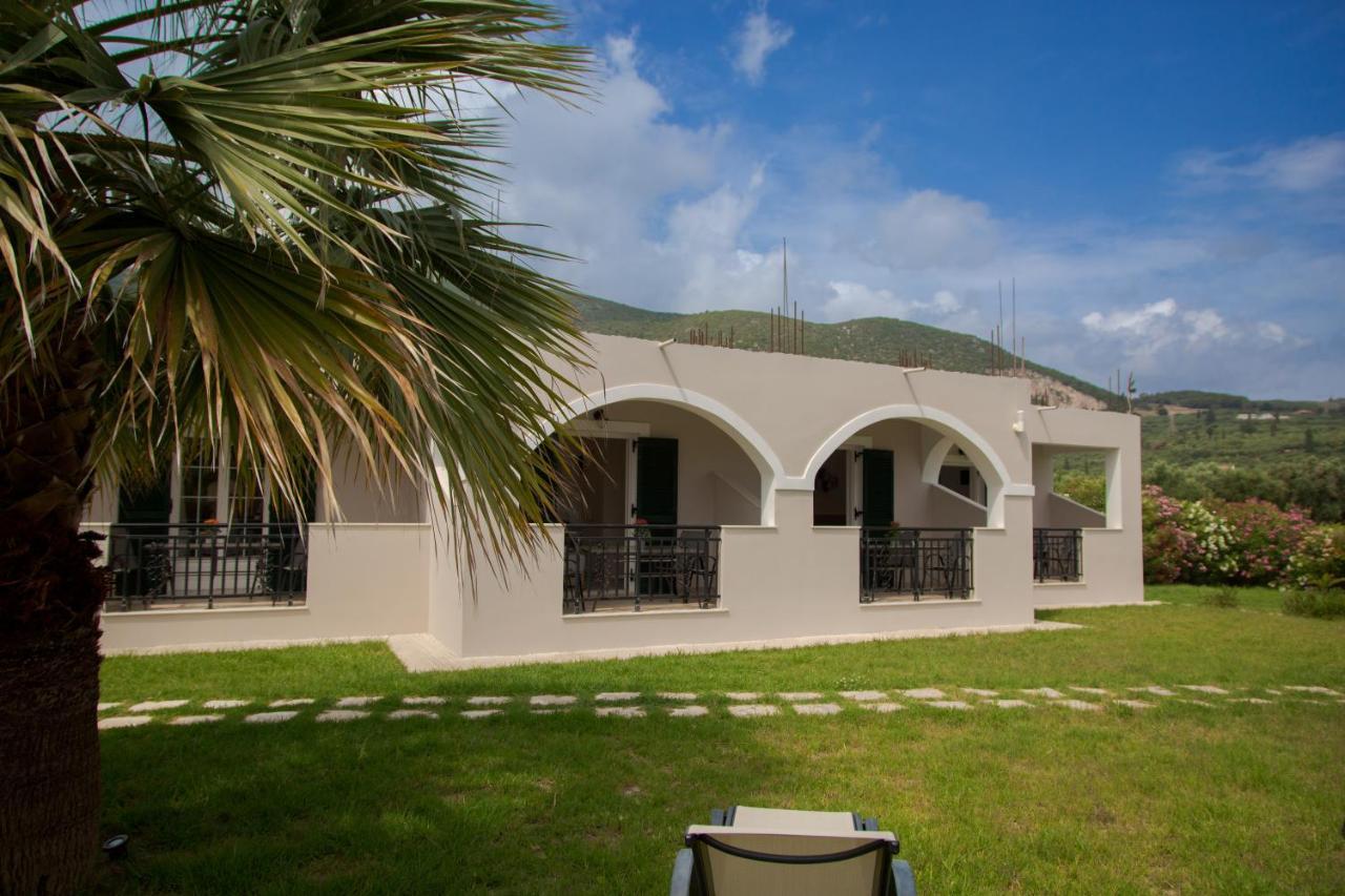 Tropical Apartments 阿里克斯 外观 照片