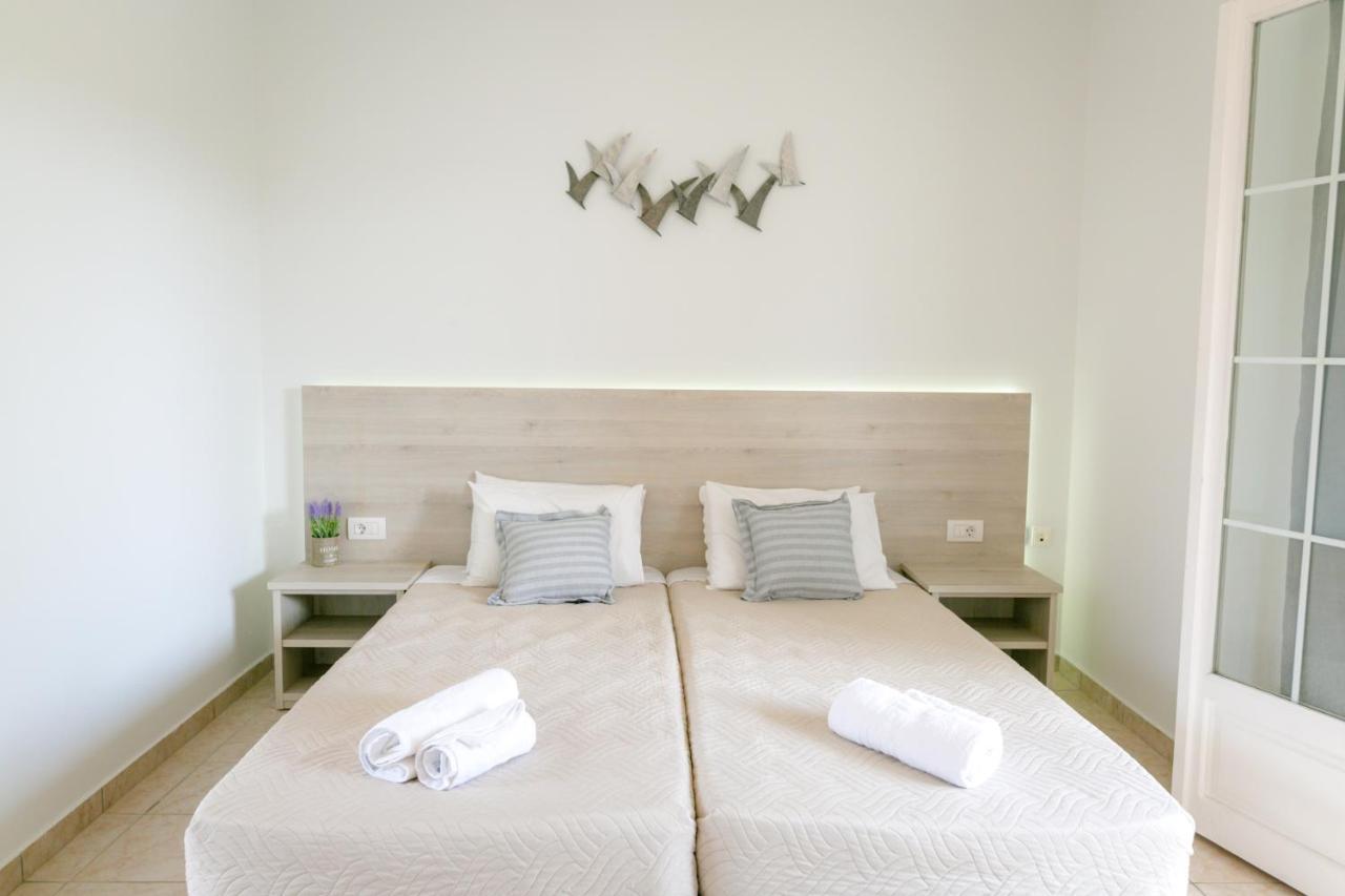 Tropical Apartments 阿里克斯 外观 照片